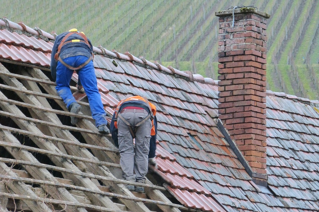 starting a roofing business